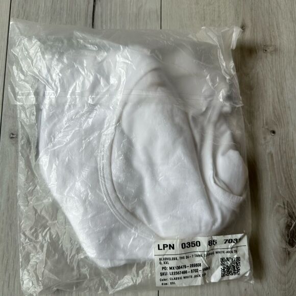 Fabletics The 24-7 Tank Classic White Jock Tag XXL NWT in packaging - Picture 4 of 5